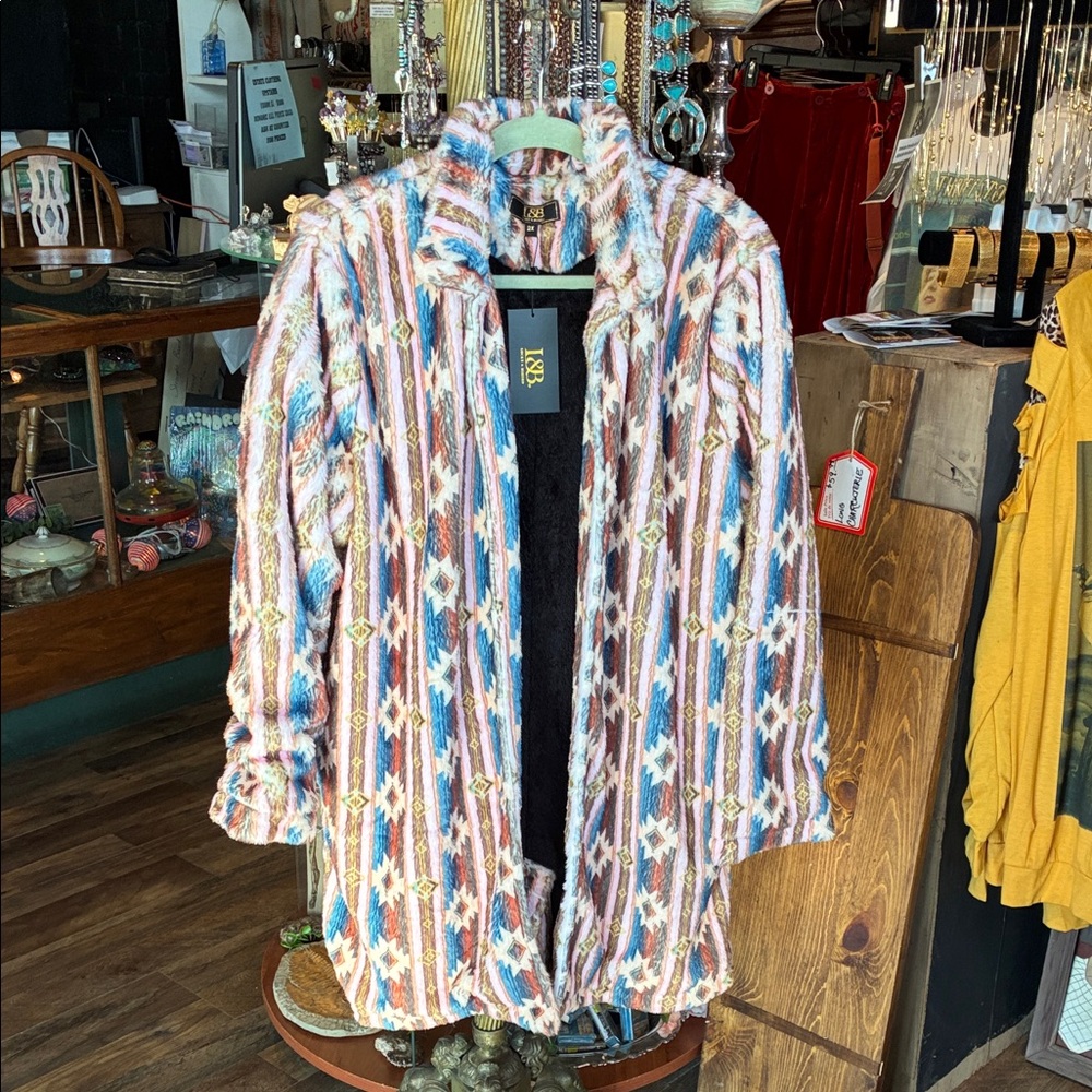 L&B Multicolor Southwestern Patterned Teddy Jacket - Picture 2 of 3